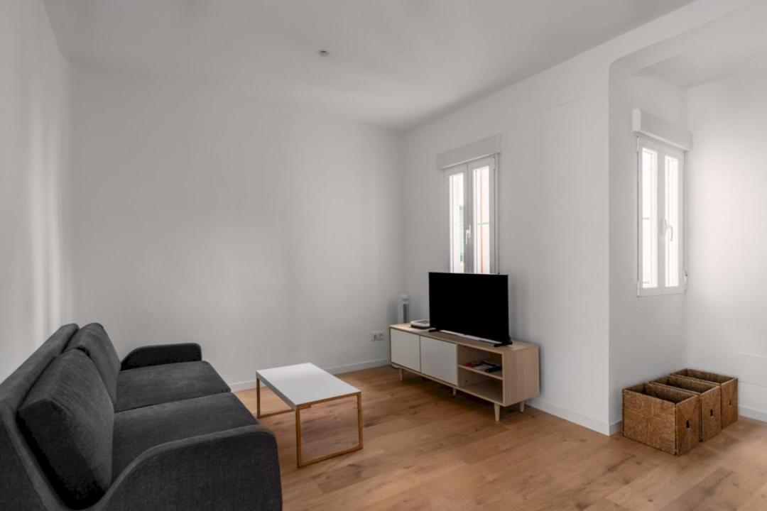 2 Bedrooms 1 Bathroom Furnished - Delicias - Bright - Mintystay Apartamento *